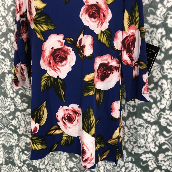 IMAN Global Chic Blue and Pink Floral Tunic Top - Picture 2 of 12